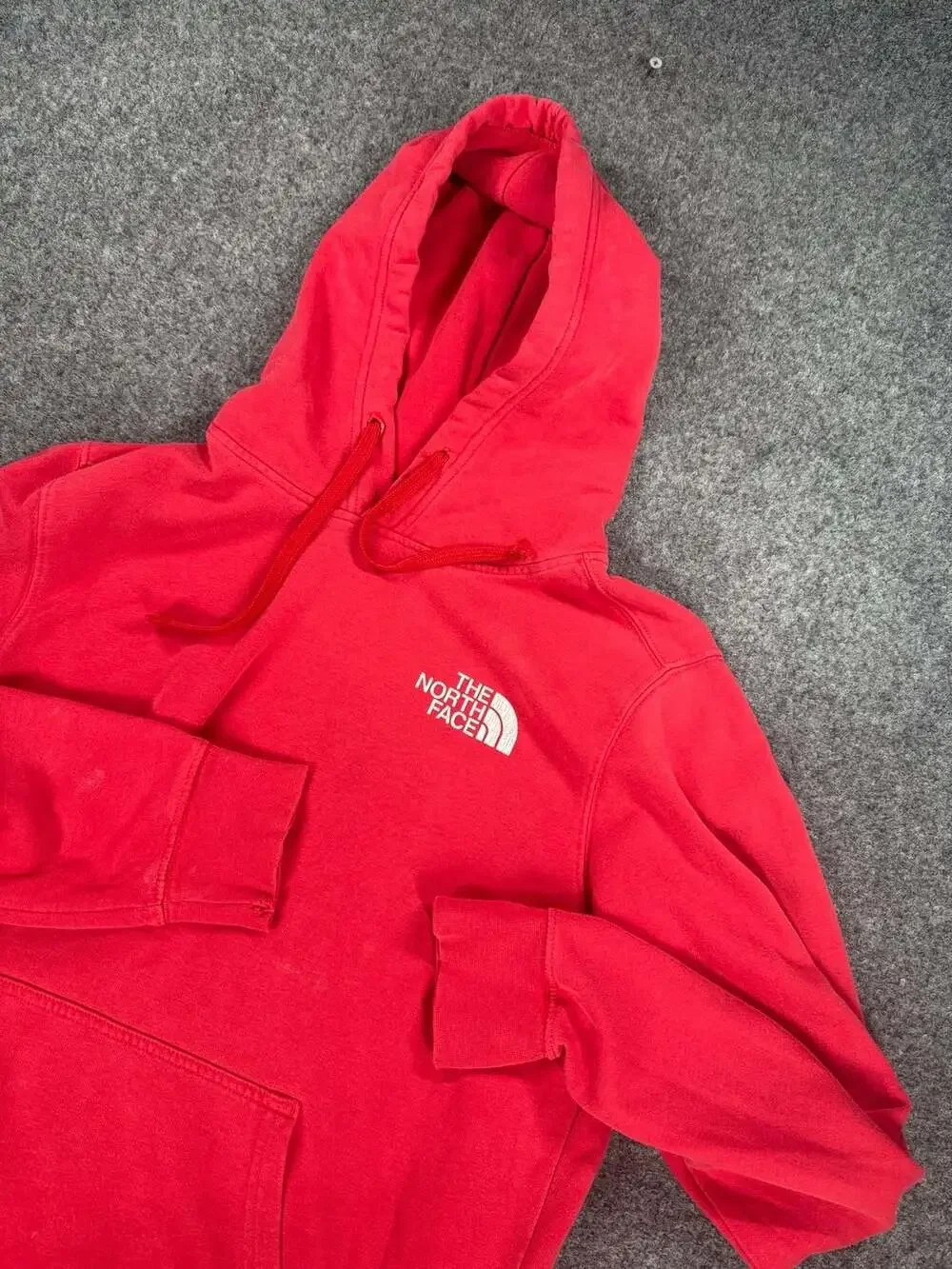 The North Face Never Stop Exploring Red Pullover Hoodie Size Medium